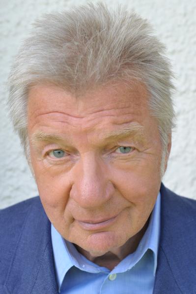 PETER HUEMER IM GESPRÄCH MIT ... WERNER SCHNEYDER